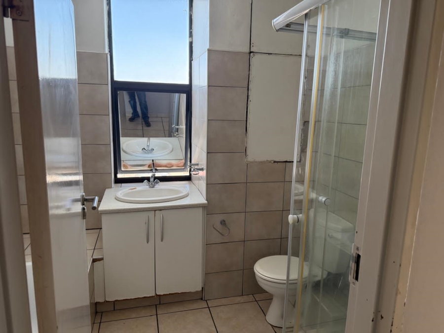 To Let 2 Bedroom Property for Rent in Elma Park Gauteng