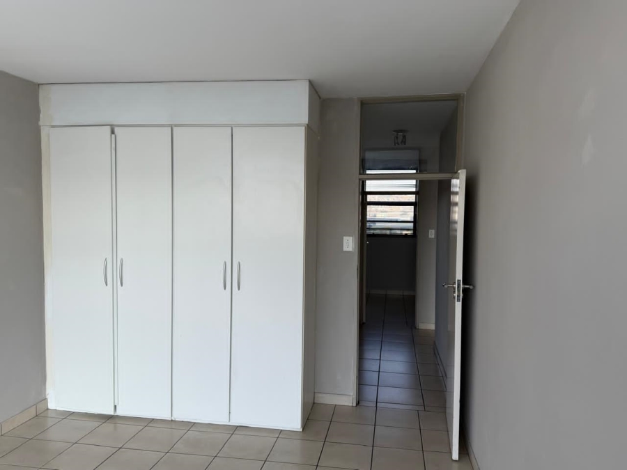 To Let 2 Bedroom Property for Rent in Elma Park Gauteng