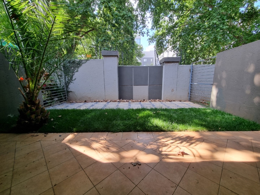 To Let 2 Bedroom Property for Rent in Houghton Estate Gauteng