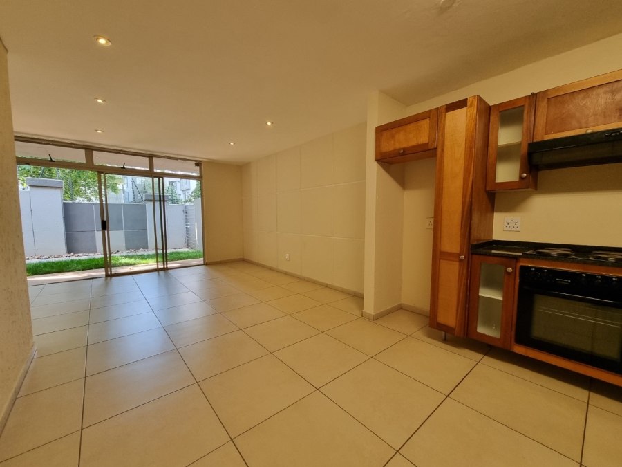To Let 2 Bedroom Property for Rent in Houghton Estate Gauteng