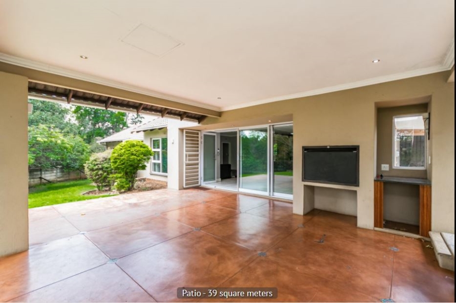 4 Bedroom Property for Sale in Ferndale Gauteng