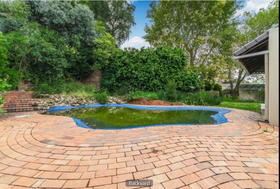 4 Bedroom Property for Sale in Ferndale Gauteng
