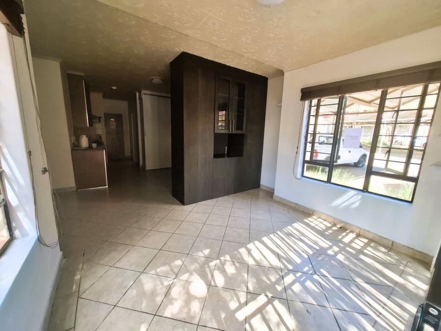 To Let 1 Bedroom Property for Rent in Hazeldean Gauteng