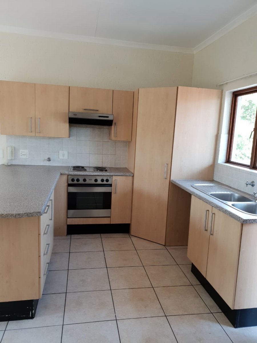 To Let 1 Bedroom Property for Rent in Paulshof Gauteng