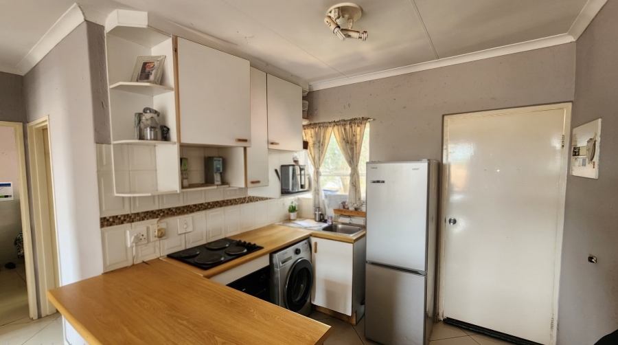 2 Bedroom Property for Sale in Allens Nek Gauteng