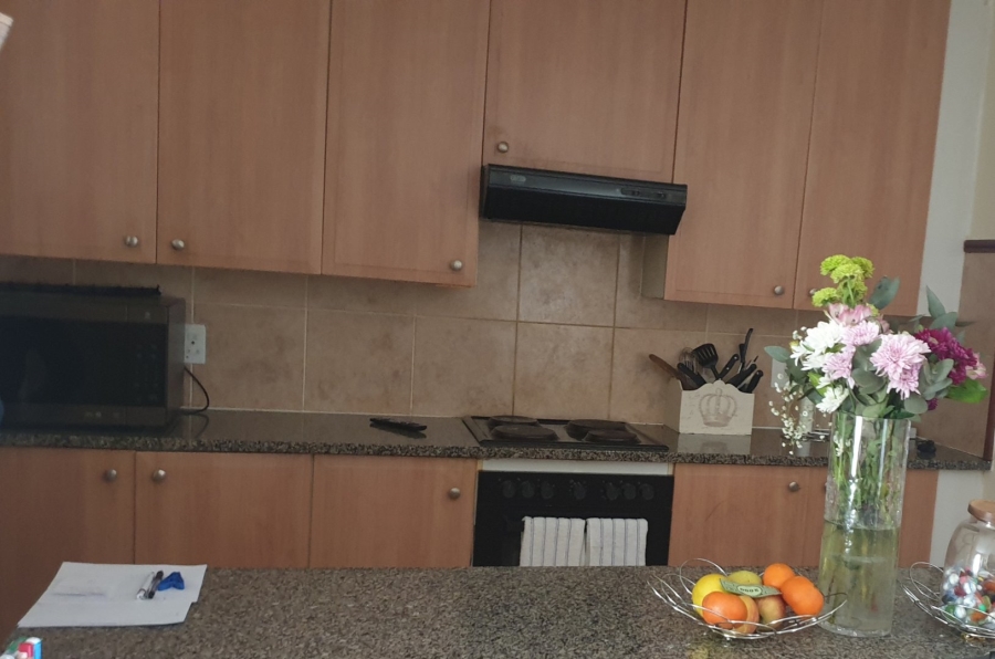 3 Bedroom Property for Sale in Monavoni Gauteng