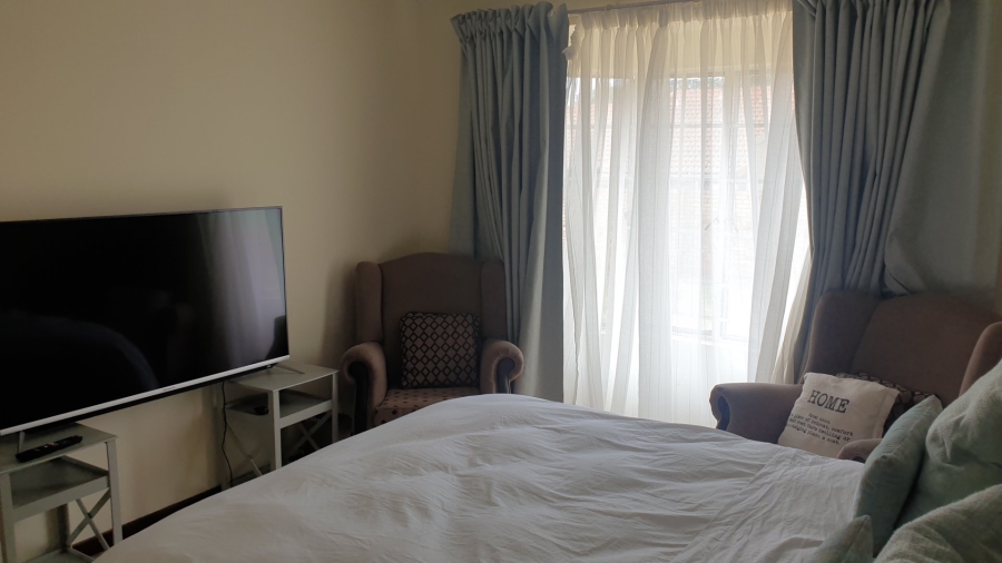 3 Bedroom Property for Sale in Monavoni Gauteng