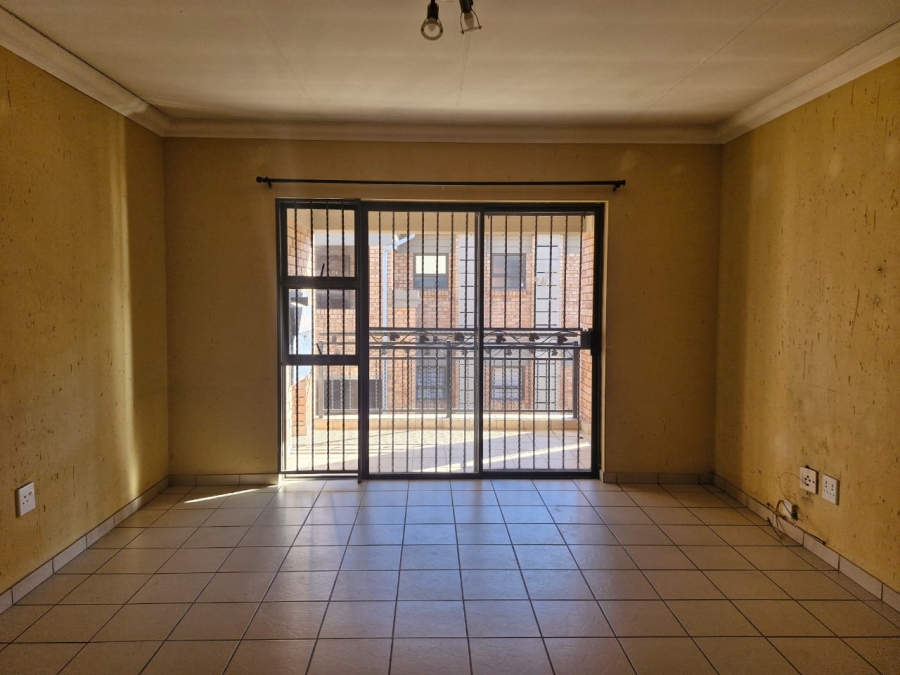 To Let 2 Bedroom Property for Rent in Ravenswood Gauteng