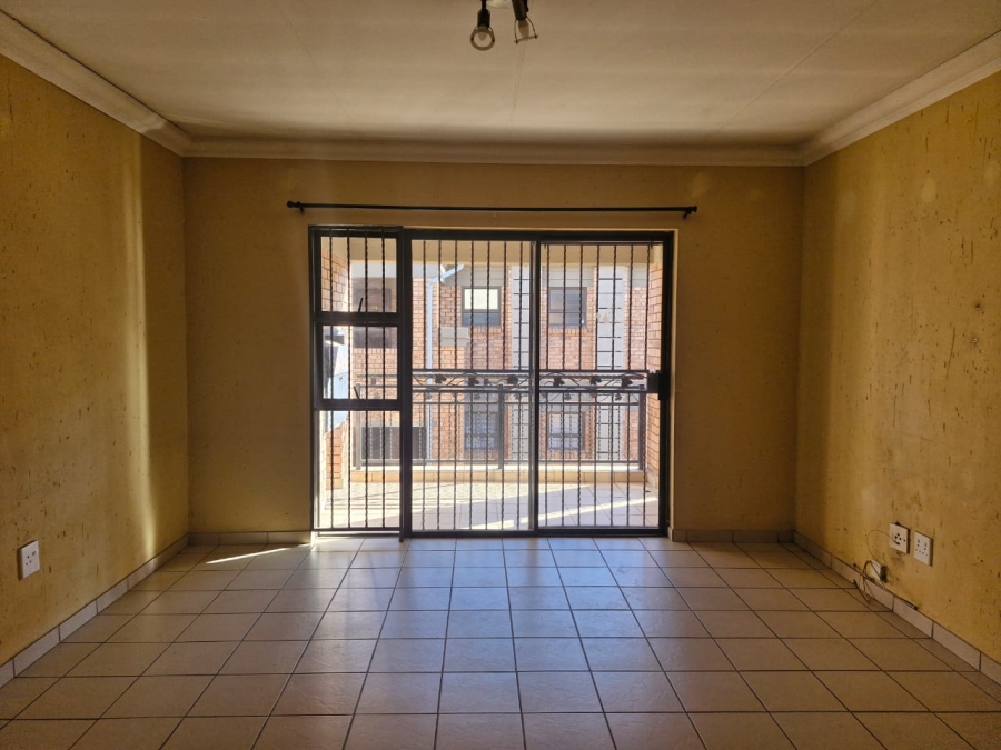 To Let 2 Bedroom Property for Rent in Ravenswood Gauteng