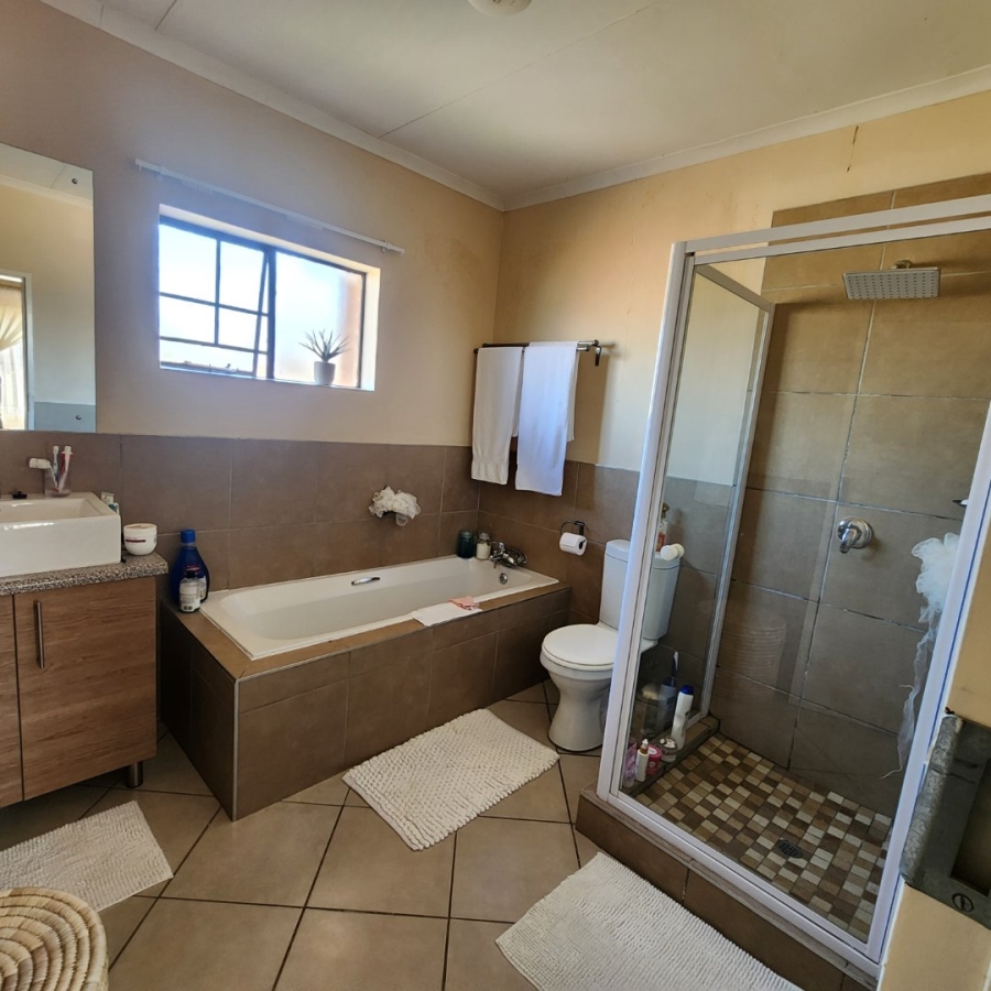 3 Bedroom Property for Sale in Sagewood Gauteng