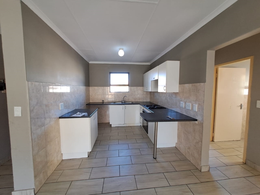 To Let 3 Bedroom Property for Rent in Parkrand Gauteng