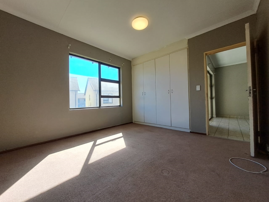 To Let 3 Bedroom Property for Rent in Parkrand Gauteng