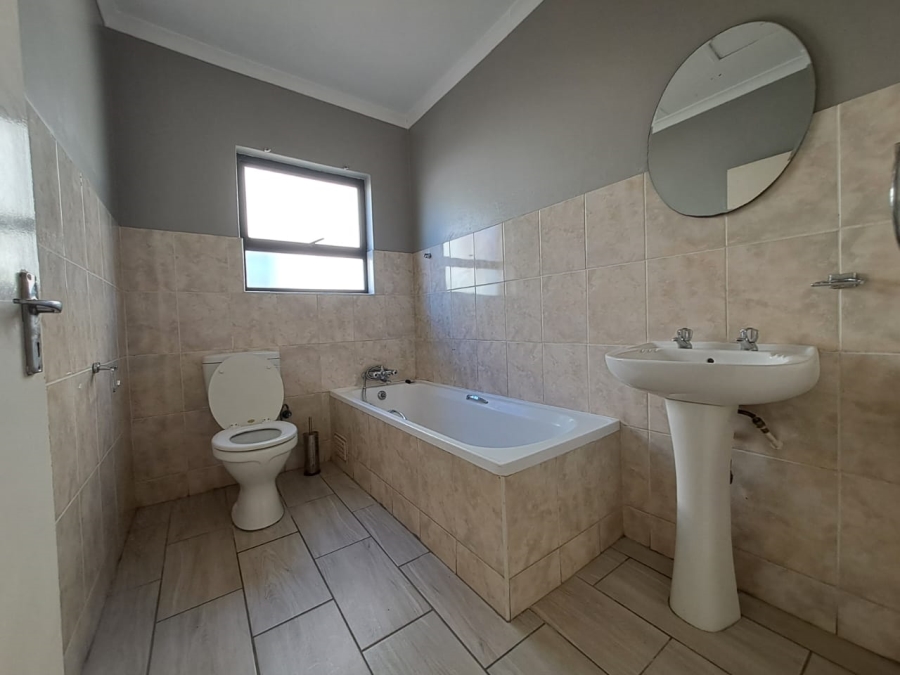 To Let 3 Bedroom Property for Rent in Parkrand Gauteng