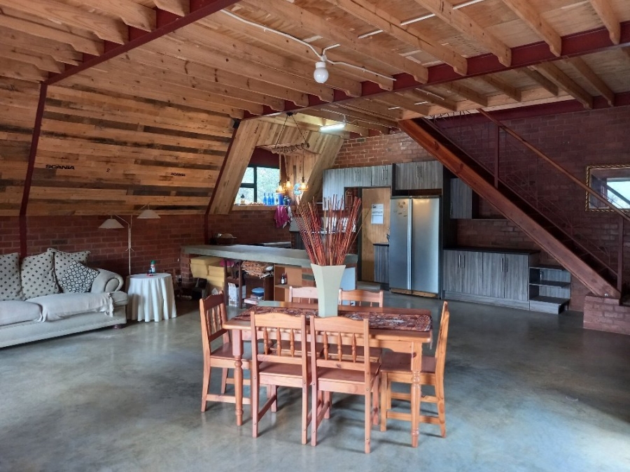 6 Bedroom Property for Sale in Kameelfontein Gauteng