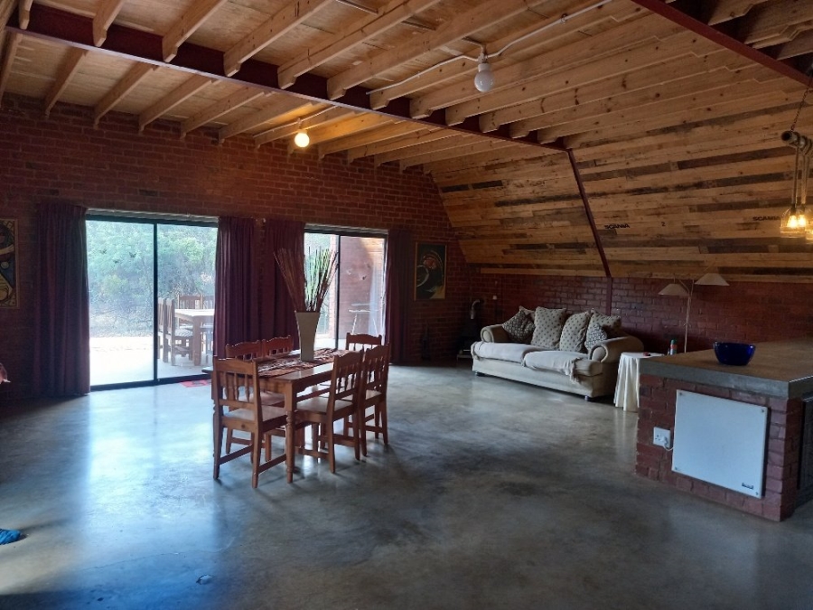 6 Bedroom Property for Sale in Kameelfontein Gauteng