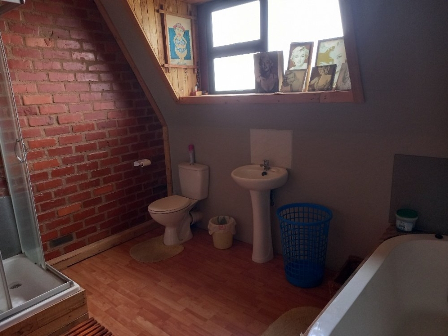 6 Bedroom Property for Sale in Kameelfontein Gauteng