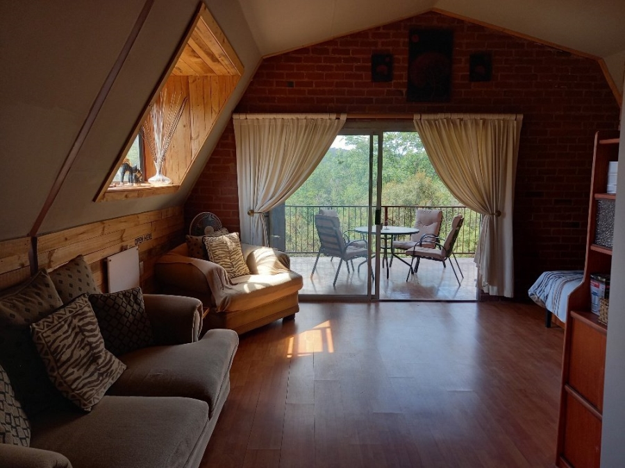 6 Bedroom Property for Sale in Kameelfontein Gauteng