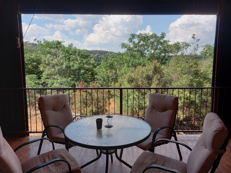 6 Bedroom Property for Sale in Kameelfontein Gauteng