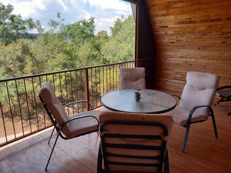 6 Bedroom Property for Sale in Kameelfontein Gauteng