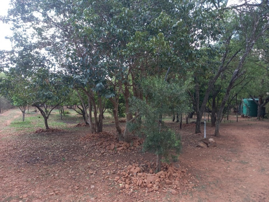 6 Bedroom Property for Sale in Kameelfontein Gauteng