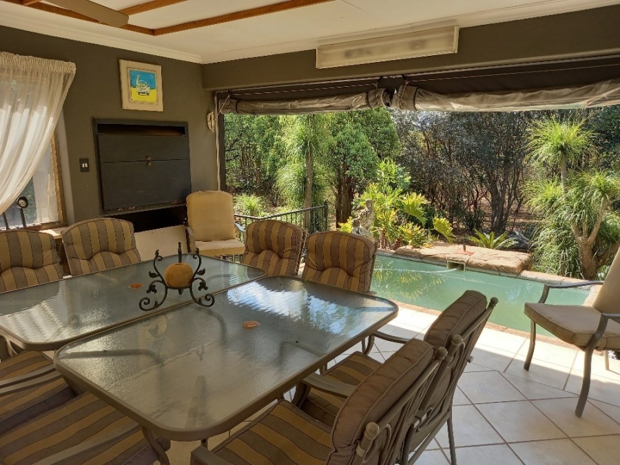 6 Bedroom Property for Sale in Kameelfontein Gauteng