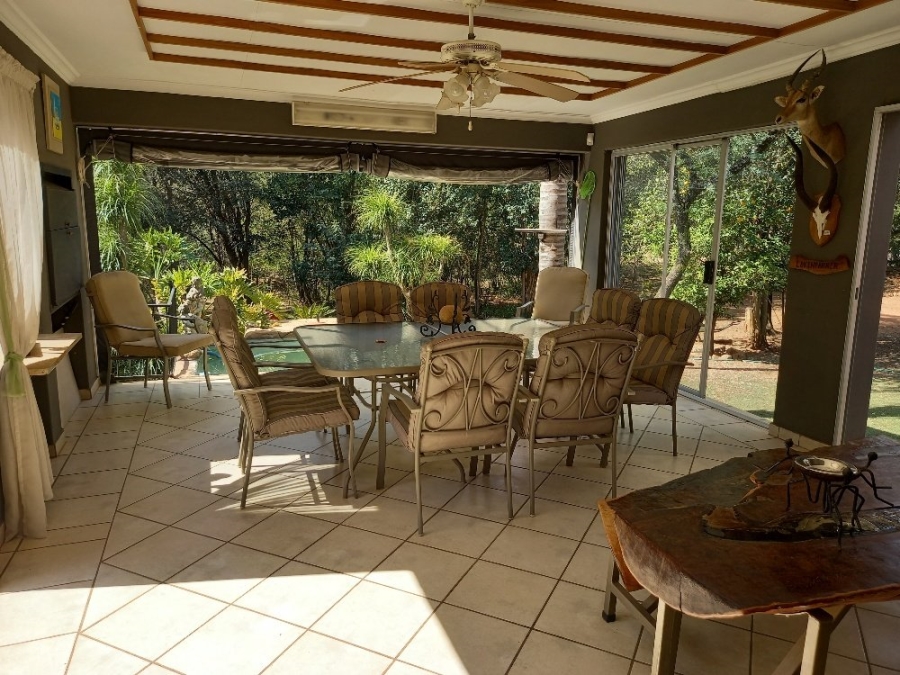 6 Bedroom Property for Sale in Kameelfontein Gauteng