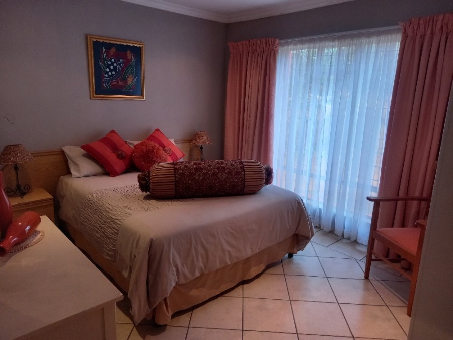 6 Bedroom Property for Sale in Kameelfontein Gauteng