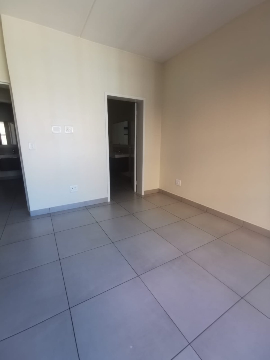 To Let 2 Bedroom Property for Rent in Kensington Gauteng