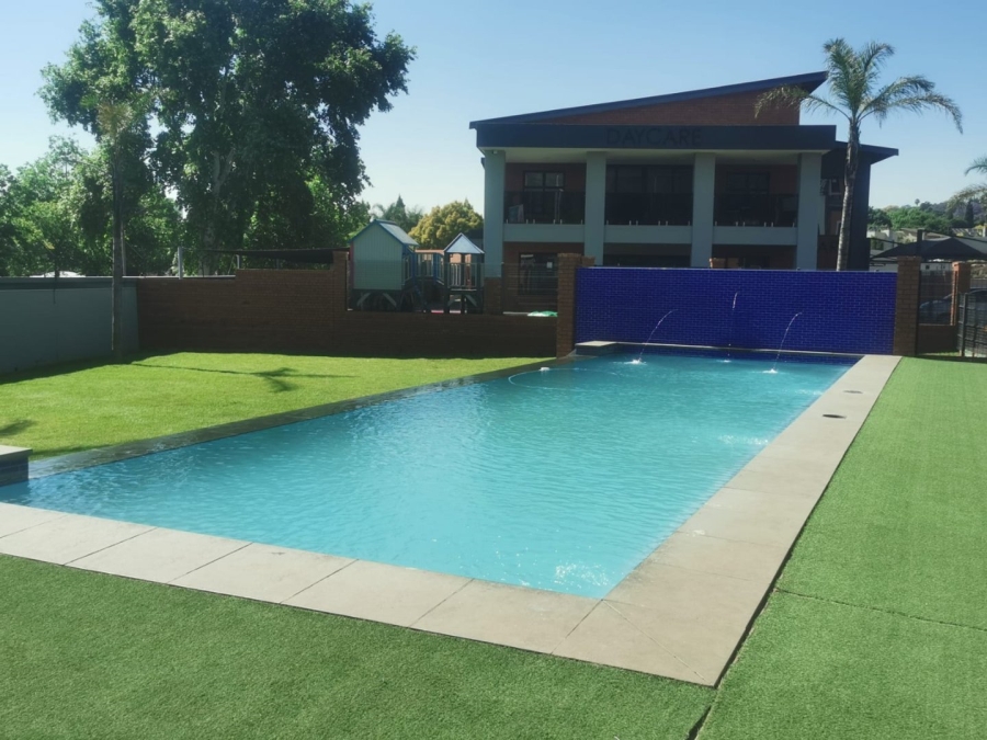 To Let 2 Bedroom Property for Rent in Kensington Gauteng
