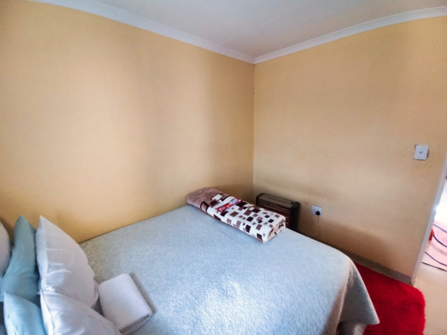3 Bedroom Property for Sale in Windmill Park Gauteng