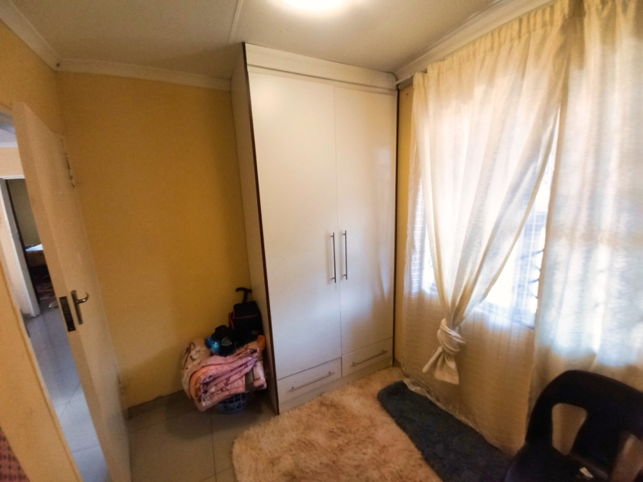 3 Bedroom Property for Sale in Windmill Park Gauteng