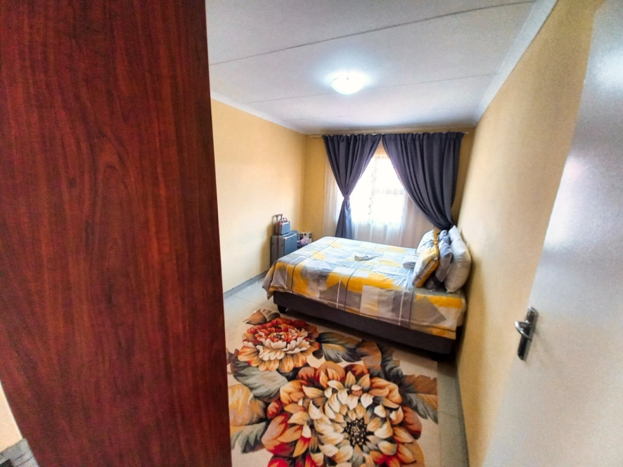 3 Bedroom Property for Sale in Windmill Park Gauteng