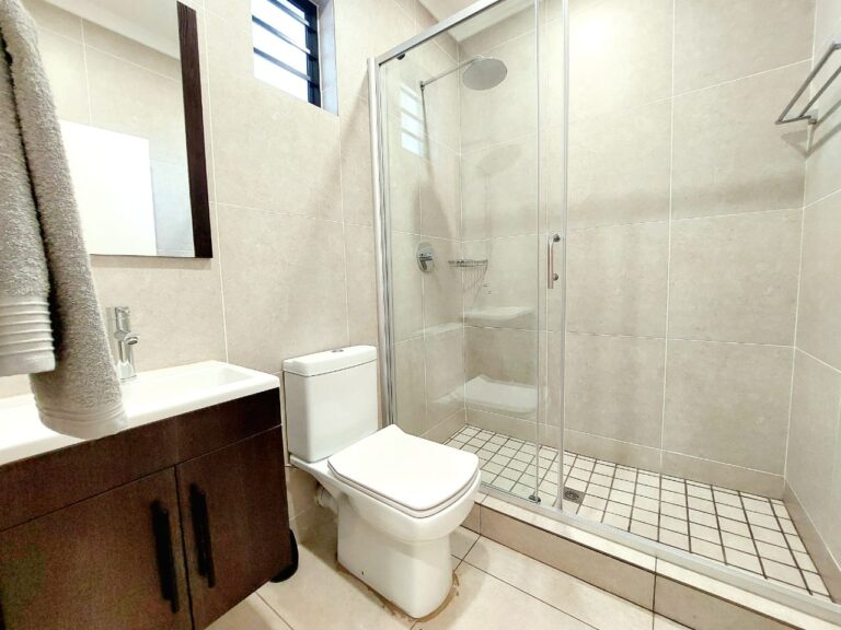 3 Bedroom Property for Sale in Greenstone Hill Gauteng