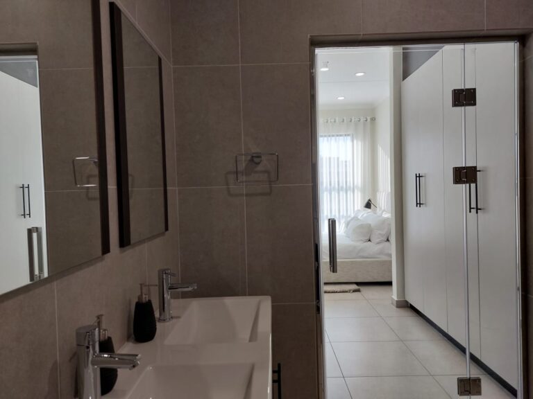 3 Bedroom Property for Sale in Greenstone Hill Gauteng