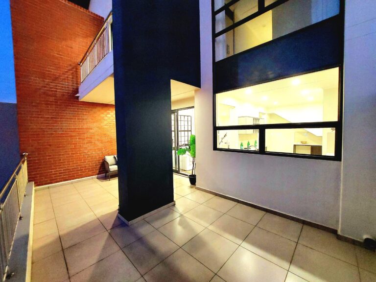 3 Bedroom Property for Sale in Greenstone Hill Gauteng