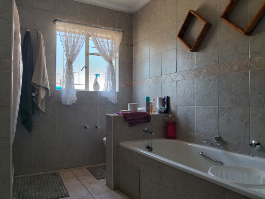3 Bedroom Property for Sale in Pomona Gauteng