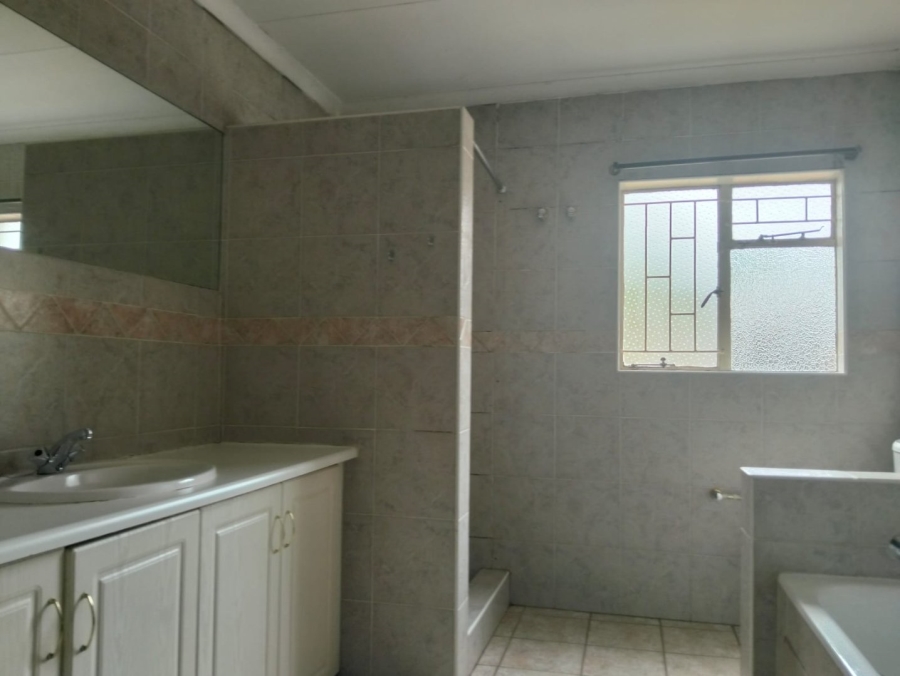 3 Bedroom Property for Sale in Pomona Gauteng