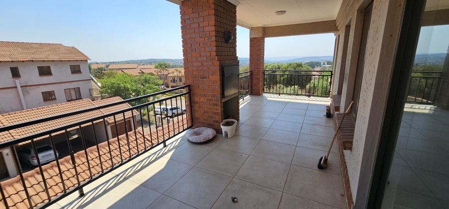 3 Bedroom Property for Sale in Country View Estate Gauteng