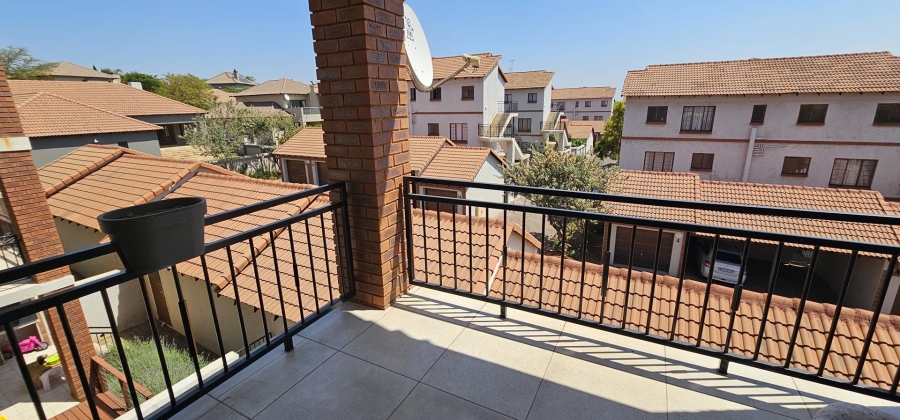 3 Bedroom Property for Sale in Country View Estate Gauteng