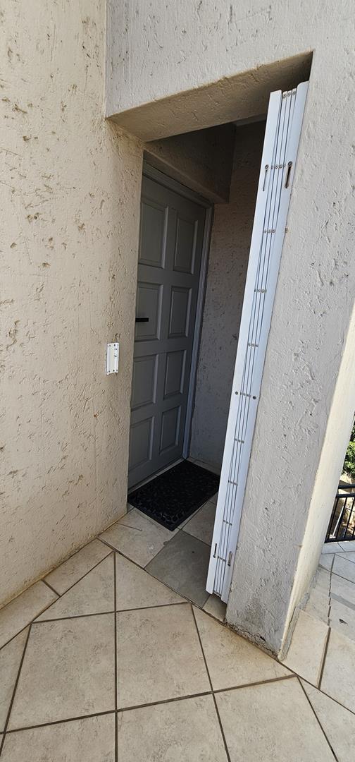 3 Bedroom Property for Sale in Country View Estate Gauteng
