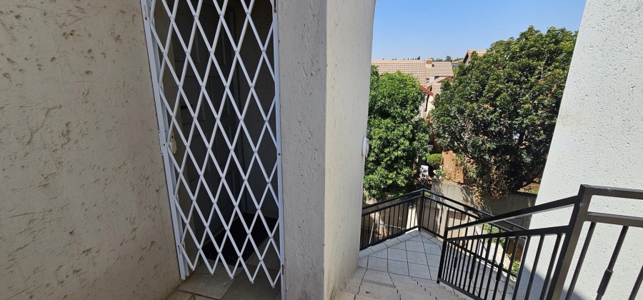 3 Bedroom Property for Sale in Country View Estate Gauteng