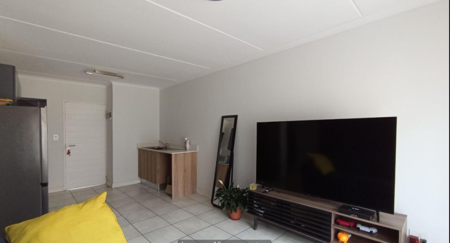 2 Bedroom Property for Sale in Linbro Park Gauteng