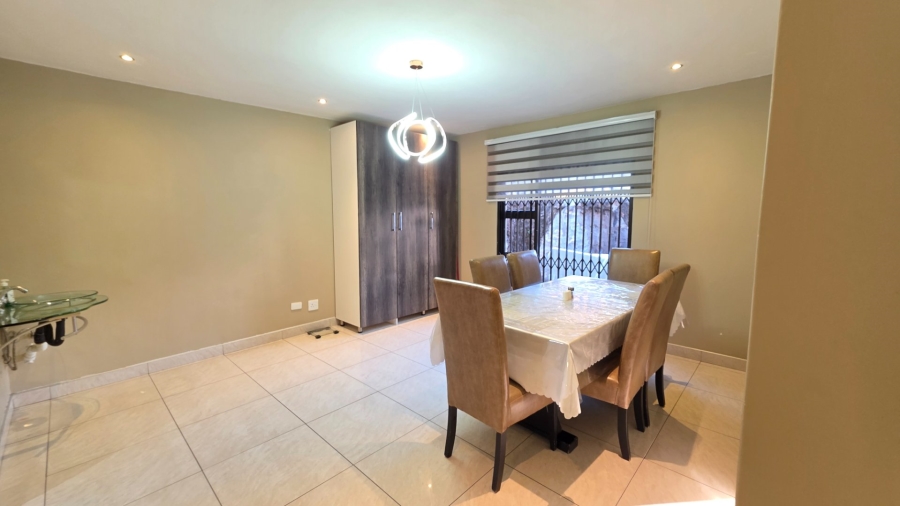 To Let 4 Bedroom Property for Rent in Christoburg Gauteng