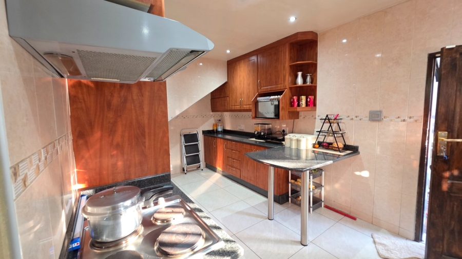 To Let 4 Bedroom Property for Rent in Christoburg Gauteng