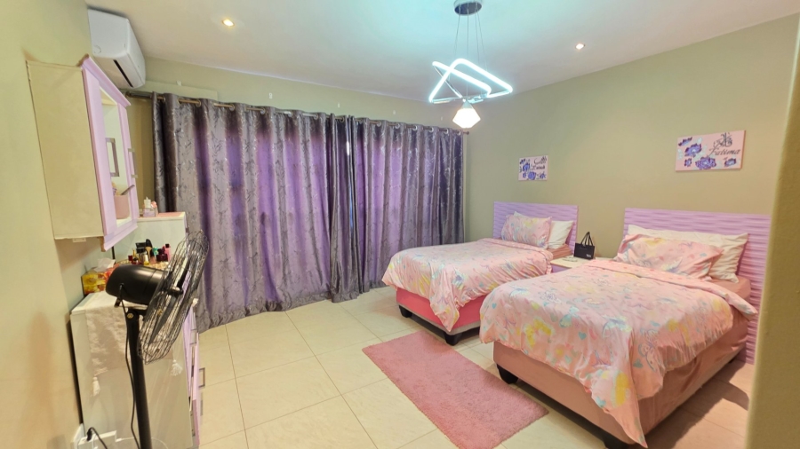 To Let 4 Bedroom Property for Rent in Christoburg Gauteng