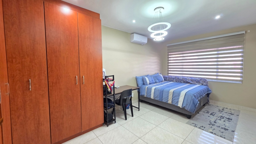 To Let 4 Bedroom Property for Rent in Christoburg Gauteng