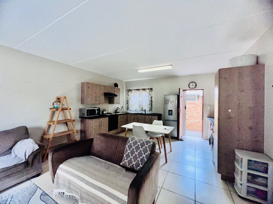 2 Bedroom Property for Sale in Hazeldean Gauteng