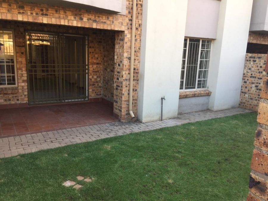 2 Bedroom Property for Sale in Halfway Gardens Gauteng
