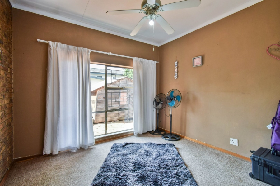 4 Bedroom Property for Sale in Theresa Park Gauteng