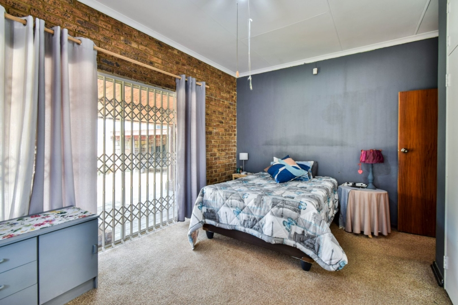 4 Bedroom Property for Sale in Theresa Park Gauteng